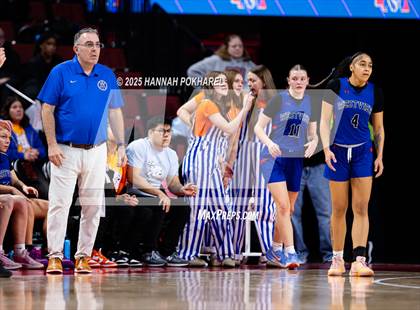 Thumbnail 2 in Lincoln North Star vs. Westview (NSAA Class A Quarterfinal) photogallery.