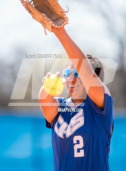 Thumbnail 1 in Cigarroa vs Clark (SAISD Tournament) photogallery.