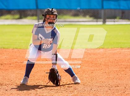 Thumbnail 2 in Cigarroa vs Clark (SAISD Tournament) photogallery.
