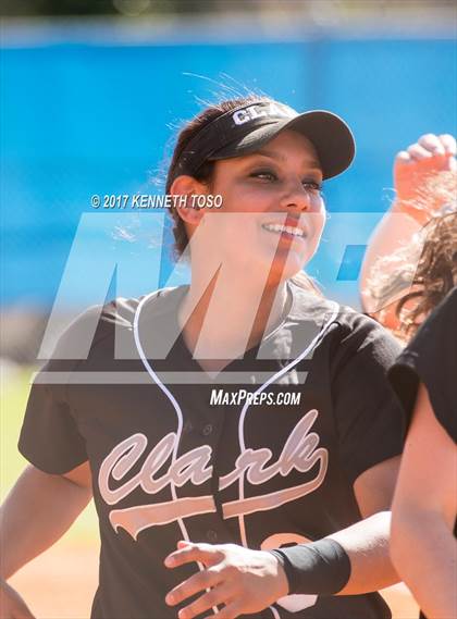 Thumbnail 1 in Cigarroa vs Clark (SAISD Tournament) photogallery.
