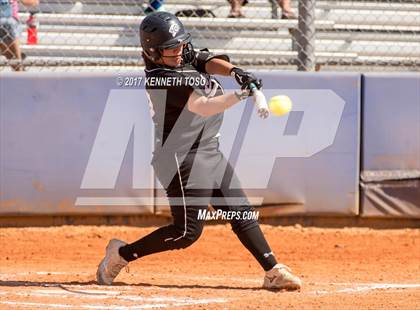 Thumbnail 1 in Cigarroa vs Clark (SAISD Tournament) photogallery.