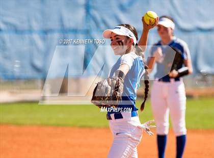 Thumbnail 2 in Cigarroa vs Clark (SAISD Tournament) photogallery.