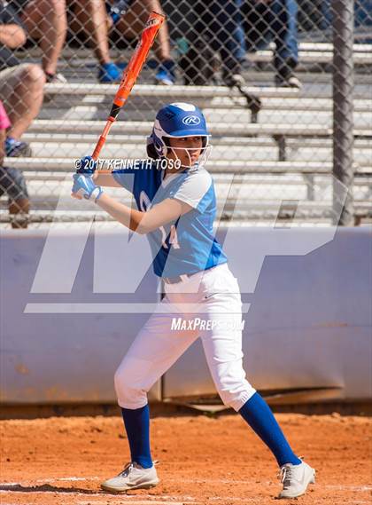 Thumbnail 1 in Cigarroa vs Clark (SAISD Tournament) photogallery.