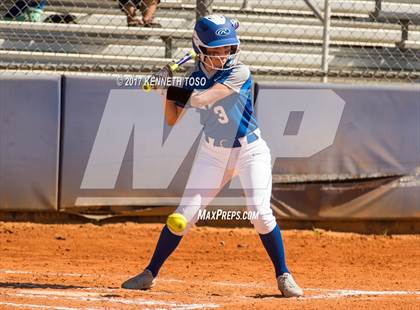 Thumbnail 3 in Cigarroa vs Clark (SAISD Tournament) photogallery.
