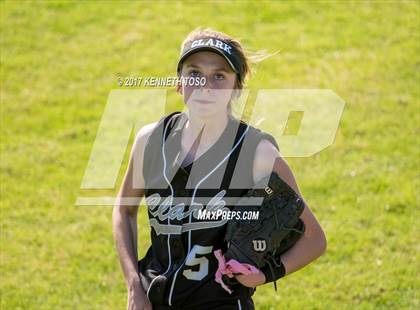Thumbnail 2 in Cigarroa vs Clark (SAISD Tournament) photogallery.