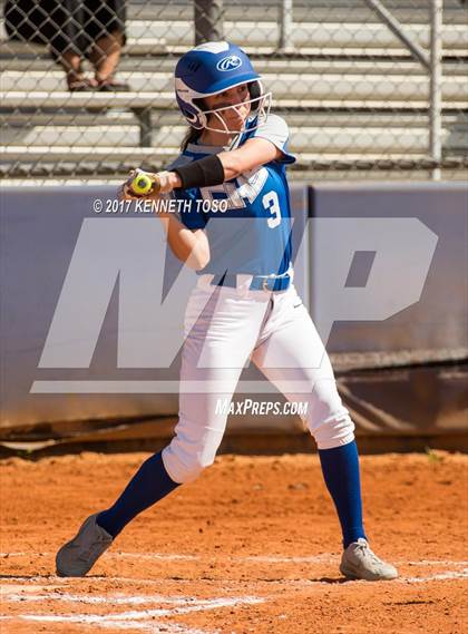 Thumbnail 2 in Cigarroa vs Clark (SAISD Tournament) photogallery.