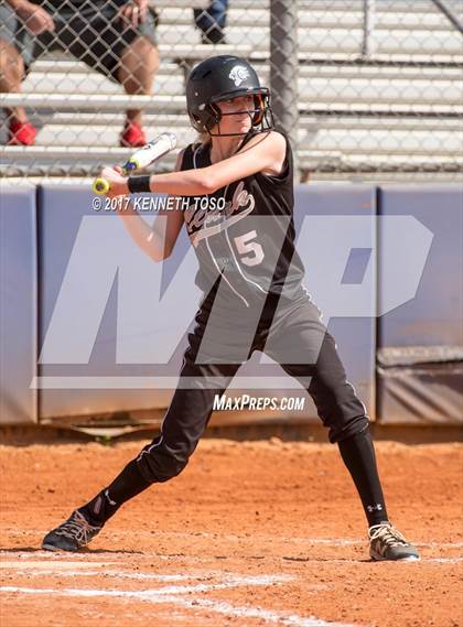 Thumbnail 2 in Cigarroa vs Clark (SAISD Tournament) photogallery.