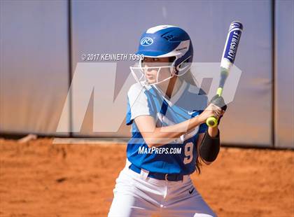 Thumbnail 3 in Cigarroa vs Clark (SAISD Tournament) photogallery.
