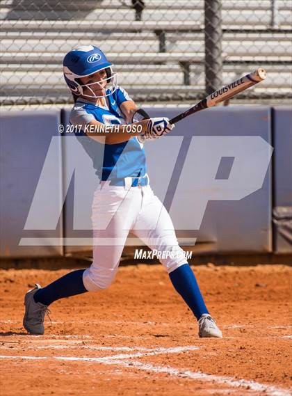 Thumbnail 1 in Cigarroa vs Clark (SAISD Tournament) photogallery.