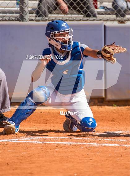 Thumbnail 2 in Cigarroa vs Clark (SAISD Tournament) photogallery.