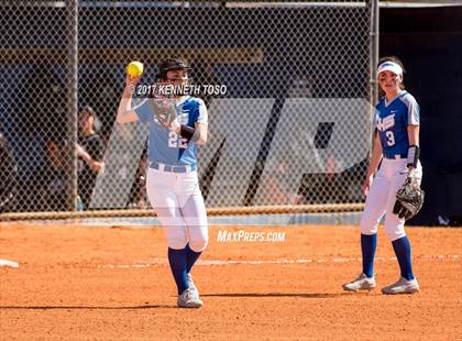 Thumbnail 3 in Cigarroa vs Clark (SAISD Tournament) photogallery.