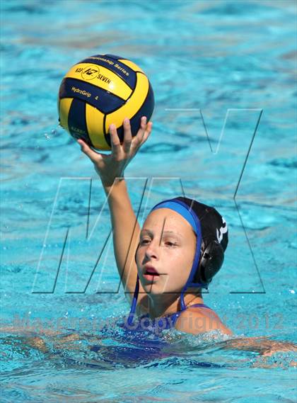 Thumbnail 1 in Davis vs Clovis (St. Francis Invitaional) photogallery.