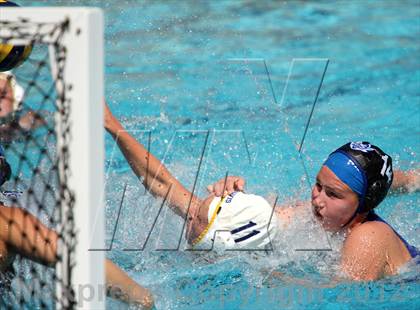 Thumbnail 1 in Davis vs Clovis (St. Francis Invitaional) photogallery.