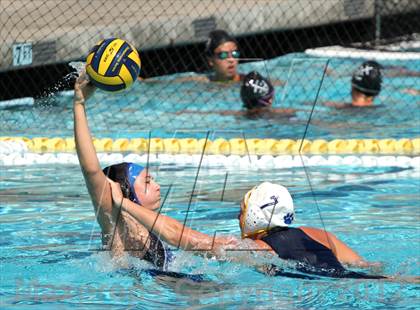 Thumbnail 2 in Davis vs Clovis (St. Francis Invitaional) photogallery.
