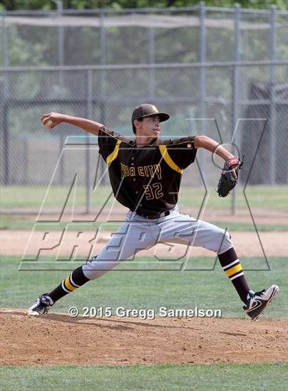 Thumbnail 2 in Yuba City vs. Turlock (Boras Classic North Bracket) photogallery.