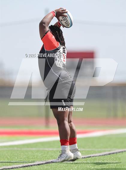 Thumbnail 1 in Denver East @ Regis Jesuit photogallery.