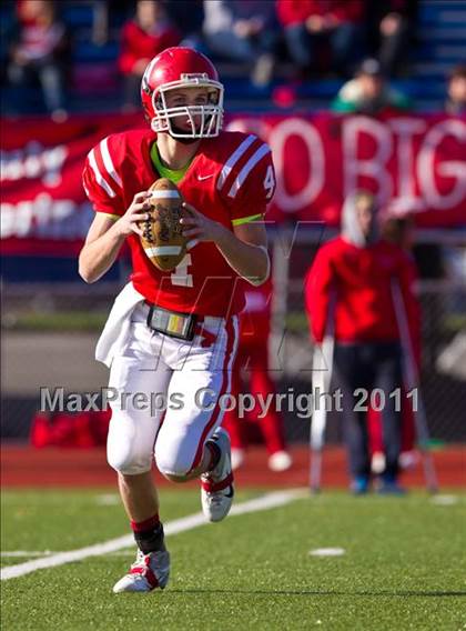 Thumbnail 1 in Southwestern vs. Waverly (NYSPHSAA Class C Semifinal) photogallery.