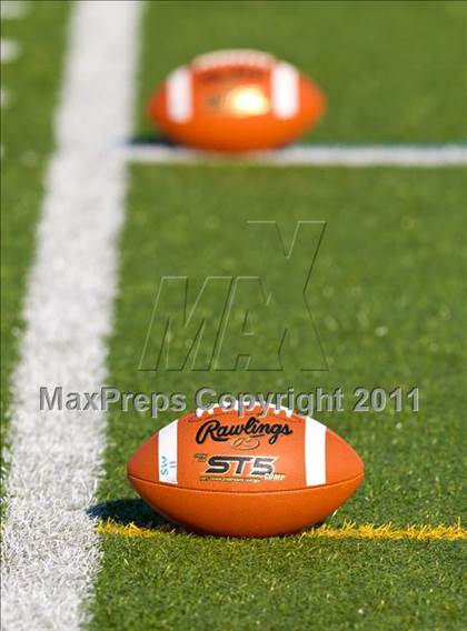 Thumbnail 1 in Southwestern vs. Waverly (NYSPHSAA Class C Semifinal) photogallery.