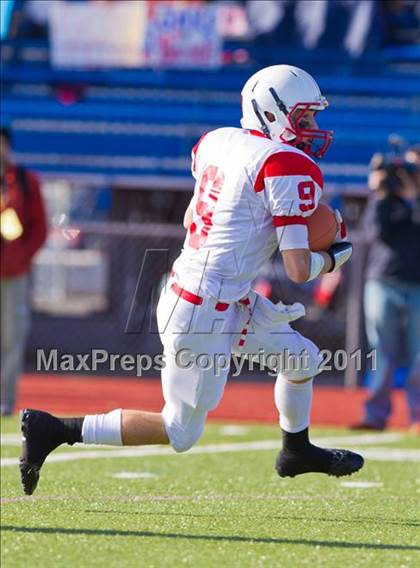 Thumbnail 1 in Southwestern vs. Waverly (NYSPHSAA Class C Semifinal) photogallery.