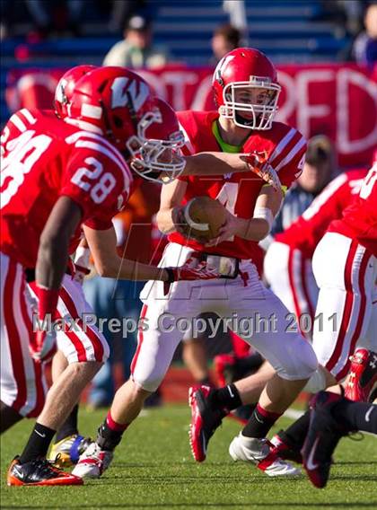 Thumbnail 1 in Southwestern vs. Waverly (NYSPHSAA Class C Semifinal) photogallery.