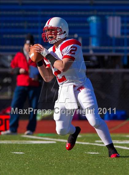 Thumbnail 2 in Southwestern vs. Waverly (NYSPHSAA Class C Semifinal) photogallery.