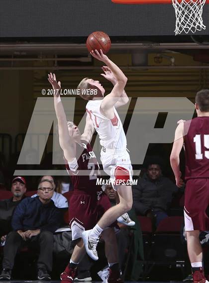 Thumbnail 2 in Albertus Magnus vs Tappan Zee (Section 1 Class A Semifinal) photogallery.