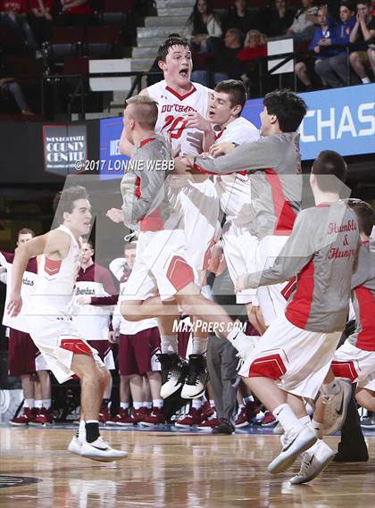Thumbnail 3 in Albertus Magnus vs Tappan Zee (Section 1 Class A Semifinal) photogallery.