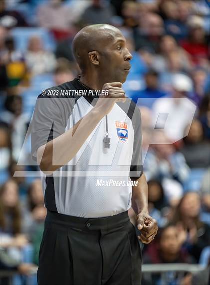 Thumbnail 2 in Panther Creek vs Lake Norman (NCHSAA 4A Final - Game)  photogallery.