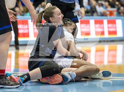 Thumbnail 3 in Panther Creek vs Lake Norman (NCHSAA 4A Final - Game)  photogallery.
