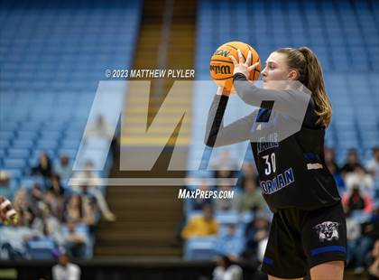 Thumbnail 3 in Panther Creek vs Lake Norman (NCHSAA 4A Final - Game)  photogallery.