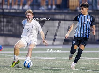 Thumbnail 1 in St. Pius X Catholic vs. Johnson (GHSA 5A Championship) photogallery.