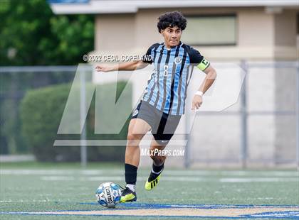 Thumbnail 3 in St. Pius X Catholic vs. Johnson (GHSA 5A Championship) photogallery.