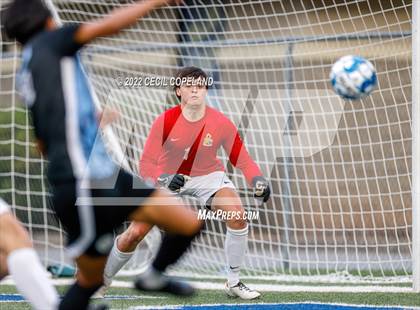 Thumbnail 1 in St. Pius X Catholic vs. Johnson (GHSA 5A Championship) photogallery.