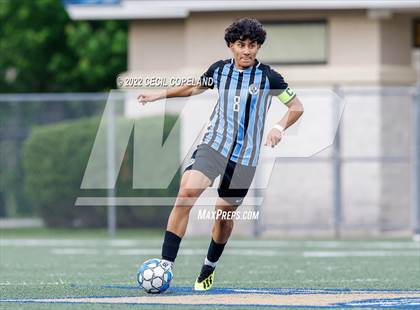 Thumbnail 2 in St. Pius X Catholic vs. Johnson (GHSA 5A Championship) photogallery.