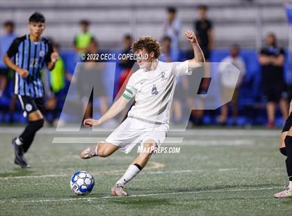 Thumbnail 3 in St. Pius X Catholic vs. Johnson (GHSA 5A Championship) photogallery.