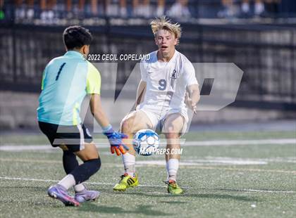 Thumbnail 2 in St. Pius X Catholic vs. Johnson (GHSA 5A Championship) photogallery.