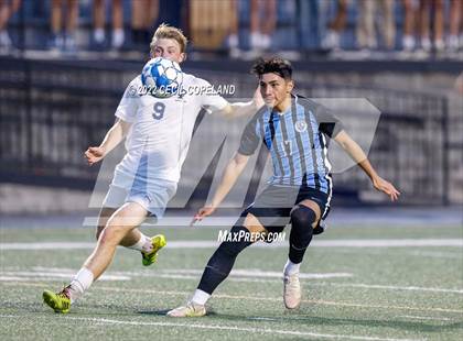 Thumbnail 3 in St. Pius X Catholic vs. Johnson (GHSA 5A Championship) photogallery.