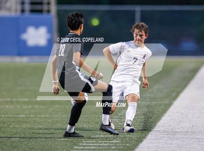 Thumbnail 2 in St. Pius X Catholic vs. Johnson (GHSA 5A Championship) photogallery.