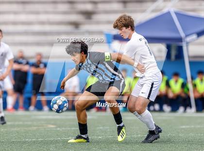 Thumbnail 2 in St. Pius X Catholic vs. Johnson (GHSA 5A Championship) photogallery.