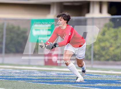 Thumbnail 2 in St. Pius X Catholic vs. Johnson (GHSA 5A Championship) photogallery.