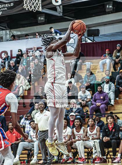 Thumbnail 3 in Imhotep Charter vs. DeMatha (Spalding Hoophall Classic) photogallery.