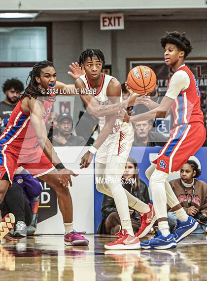 Thumbnail 1 in Imhotep Charter vs. DeMatha (Spalding Hoophall Classic) photogallery.