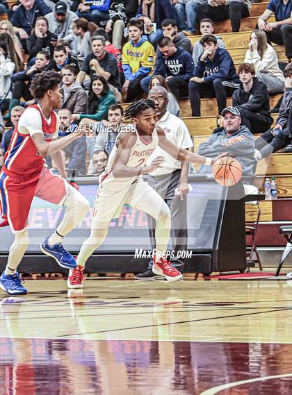 Thumbnail 1 in Imhotep Charter vs. DeMatha (Spalding Hoophall Classic) photogallery.