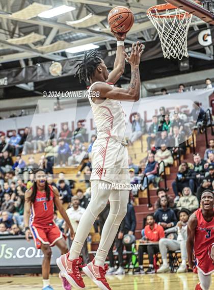 Thumbnail 2 in Imhotep Charter vs. DeMatha (Spalding Hoophall Classic) photogallery.