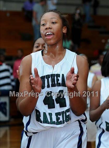 Thumbnail 1 in New Bern @ Southeast Raleigh (Sectional Semifinals) photogallery.