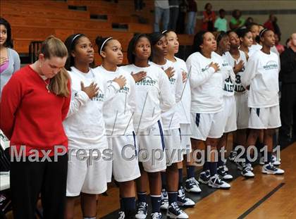 Thumbnail 2 in New Bern @ Southeast Raleigh (Sectional Semifinals) photogallery.
