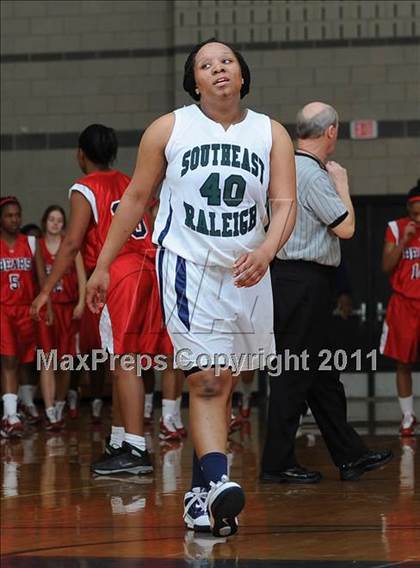 Thumbnail 1 in New Bern @ Southeast Raleigh (Sectional Semifinals) photogallery.