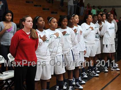 Thumbnail 1 in New Bern @ Southeast Raleigh (Sectional Semifinals) photogallery.