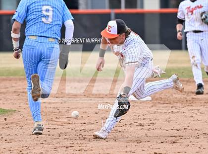 Thumbnail 3 in Greeley West @ Erie photogallery.