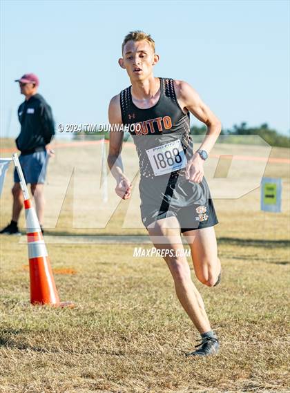 Thumbnail 1 in UIL 6A Boys Cross Country District 25 Finals photogallery.